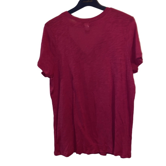 Women's Torrid Pink and black Lace V-Neck T-Shirt Size 00 14-16 - Picture 2 of 4